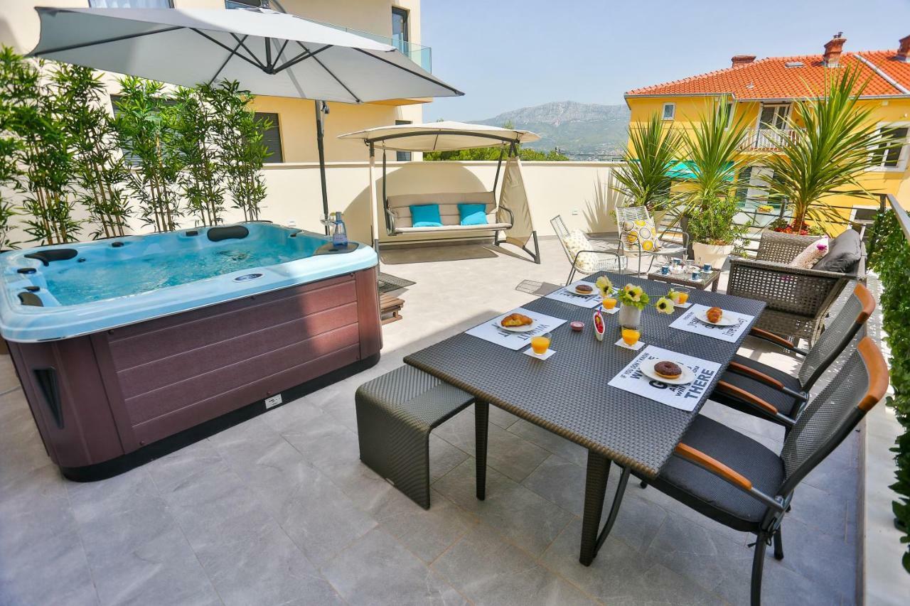 Luxury Urban Villa Apartments With Jacuzzi Сплит Екстериор снимка