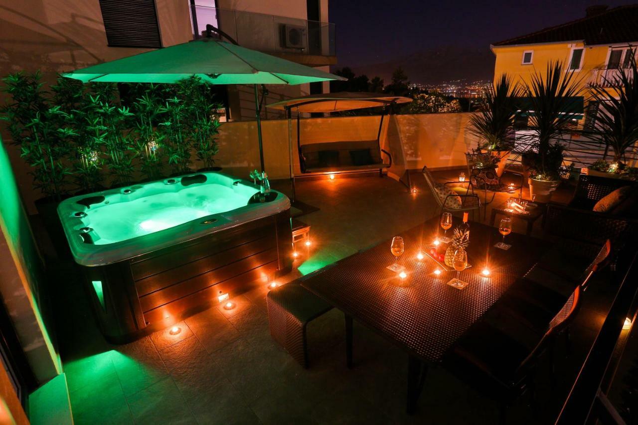 Luxury Urban Villa Apartments With Jacuzzi Сплит Екстериор снимка